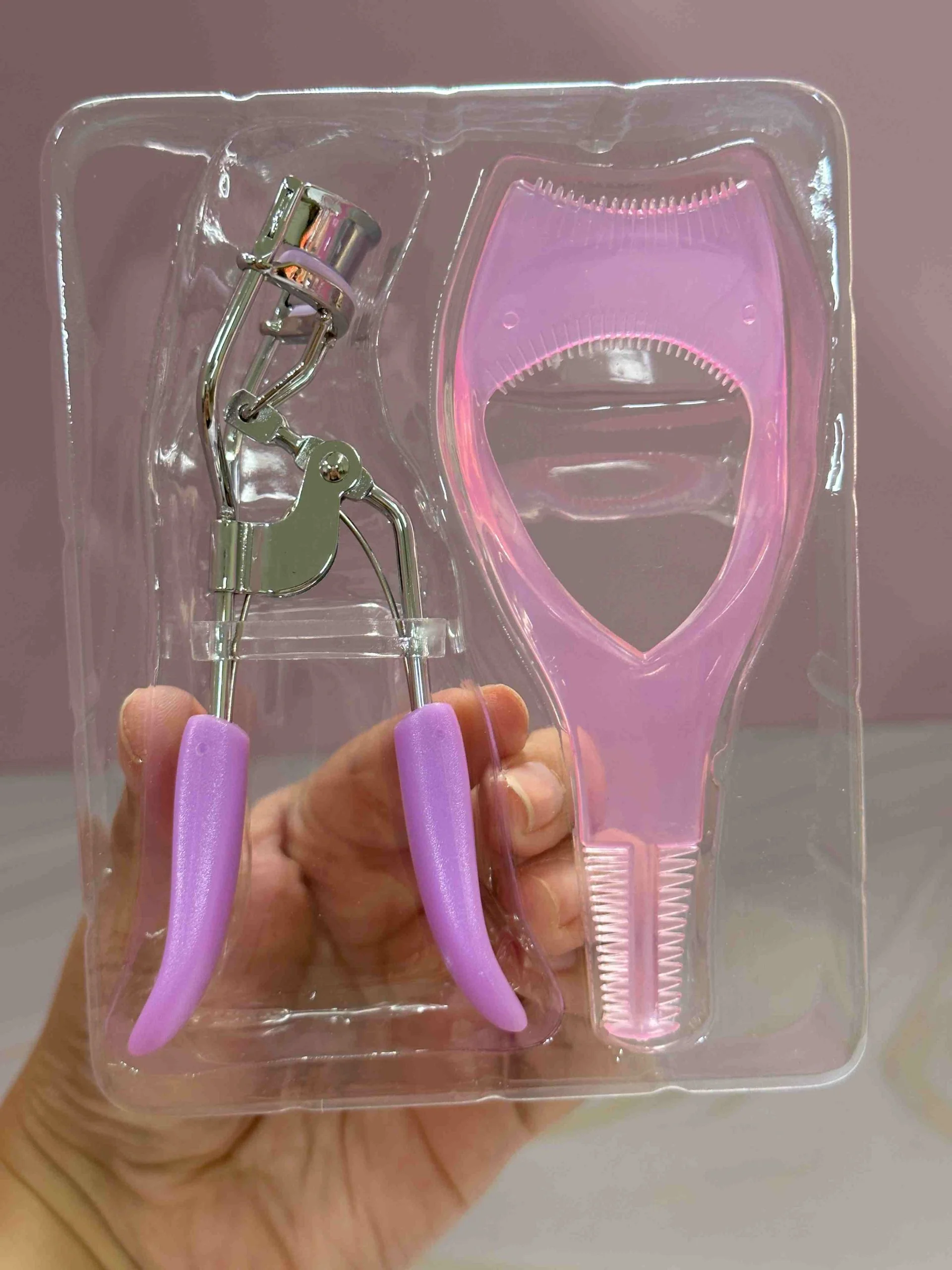 ENCRESPADOR + PROTECTOR DE PESTAÑINA KISS LOVELY