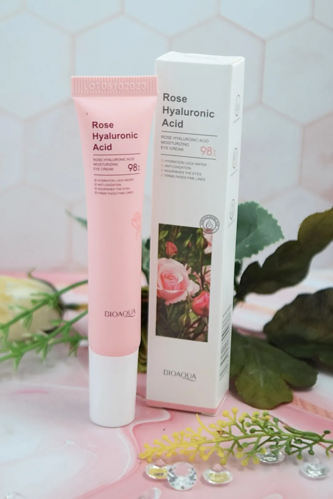 CONTORNO DE ROSAS Y ÁCIDO HIALURÓNICO BIOAQUA